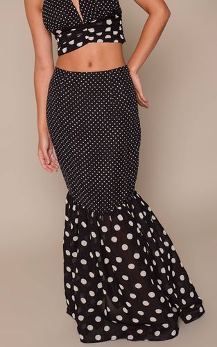 Black Ensemble Jupe Longue À Pois Multicolores En Mousseline Avec Contraste Et Volant Asymétrique | Taille 32 - PrettyLittleThing - Modalova