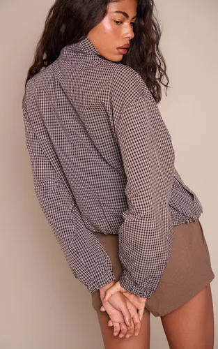 Brown Veste Bomber En Sergé À Carreaux Avec Fermeture Éclair | Taille XS - PrettyLittleThing - Modalova