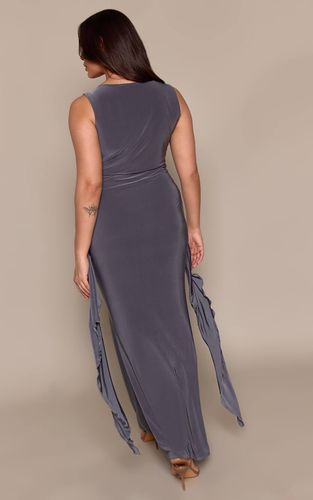 Grey Robe Maxi Moulante Grande Taille Avec Détail Drapé Sur Le Côté | Taille 46 - PrettyLittleThing - Modalova