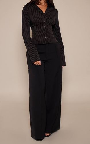 Black Pantalon Tailleur Large À Coutures Frontales Petite | Taille 40 - PrettyLittleThing - Modalova