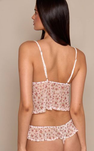 Ensemble Pyjama Caraco Fluide À Buste En Dentelle Fleurie Ditsy Et Short À Volants | Taille Large - PrettyLittleThing - Modalova