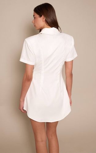 White Robe Chemise À Manches Courtes Avec Détail Nœud | Taille 32 - PrettyLittleThing - Modalova