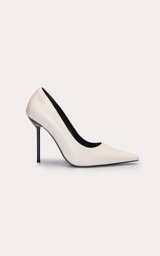 Cream Escarpins À Talons Hauts En Synthétique À Bout Pointu | Taille 33 - PrettyLittleThing - Modalova