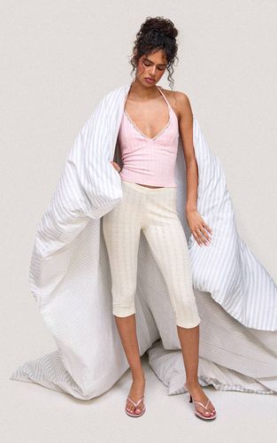 Cream Capri En Maille Pointelle | Taille 42 - PrettyLittleThing - Modalova