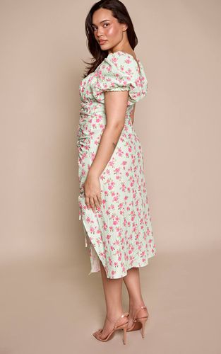 Mint Robe Midi Grande Taille À Manches Bouffantes, Détails Froncés Et Fente Latérale À Motif Floral | Taille 44 - PrettyLittleThing - Modalova