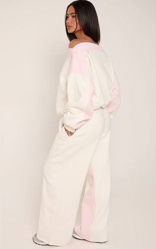 Baby Pink Jogging Petite Taille À Jambes Larges Avec Bandes Contrastées Et Taille À Cordon | Taille Medium - PrettyLittleThing - Modalova