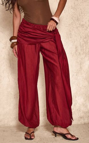 Rust Pantalon Ballon Léger En Tissu Gaufré Avec Lien À Nouer | Taille 42 - PrettyLittleThing - Modalova