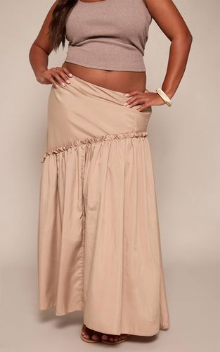 Oatmeal Jupe Maxi Grande Taille À Ourlet Asymétrique | Taille 44 - PrettyLittleThing - Modalova