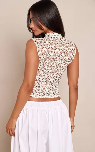 Cream Haut Ajusté Petite En Dentelle Florale Avec Découpes Et Détail Cordon | Taille 30 - PrettyLittleThing - Modalova