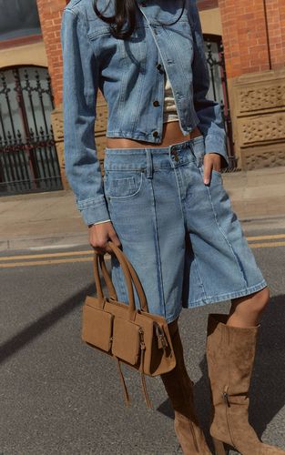 Denim Jort Long À Taille Mi-haute Avec Détails De Coutures | Taille 42 - PrettyLittleThing - Modalova