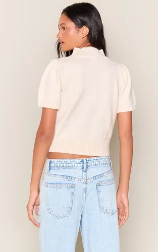 Cream Haut En Maille Col Montant À Manches Bouffantes | Taille XS - PrettyLittleThing - Modalova