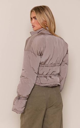Doudoune Taille Élastiquée Petite | Taille 42 - PrettyLittleThing - Modalova