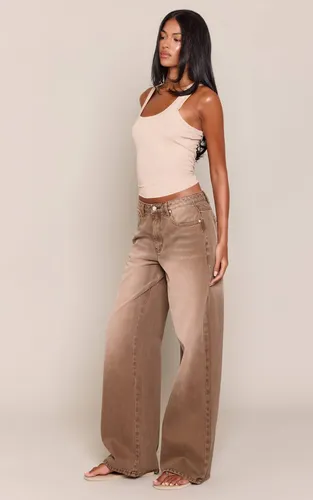 Brown Jean Taille Haute Délavé À Taille Basse Et Jambe Large | Taille 36 - PrettyLittleThing - Modalova