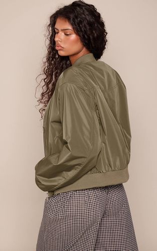 Khaki Veste En Nylon À Col Côtelé Et Épaulettes Structurées | Taille 42 - PrettyLittleThing - Modalova
