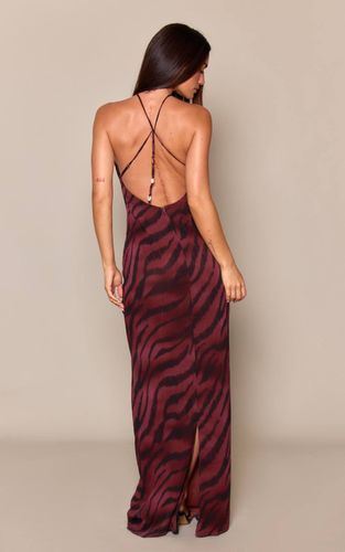 Brown Robe Longue En Mousseline À Imprimé Zèbre Avec Encolure Dos-nu Et Détails Perlés | Taille 42 - PrettyLittleThing - Modalova
