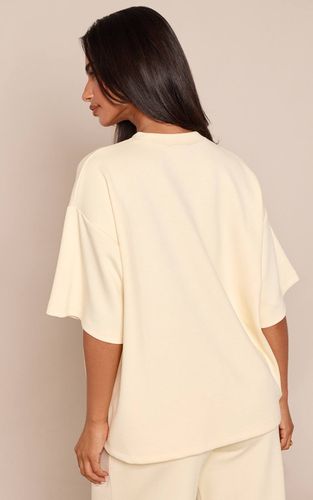 Butter Cream Haut À Manches Courtes Oversize Toucher Doux Co-ord Petite | Taille 42 - PrettyLittleThing - Modalova