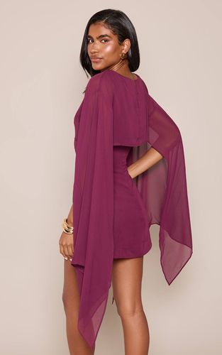 Plum Robe Courte À Détail Cape | Taille 42 - PrettyLittleThing - Modalova