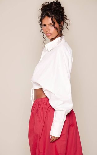 White Chemise Courte Avec Détail Cordon À L'ourlet | Taille 34 - PrettyLittleThing - Modalova