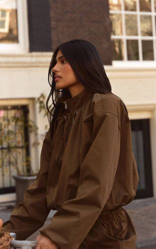 Khaki Veste Ballon À Col Cheminée | Taille 34 - PrettyLittleThing - Modalova