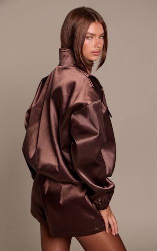 Brown Veste À Épaulettes En Satin Contrecollé | Taille 42 - PrettyLittleThing - Modalova