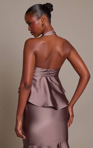 Mocha Haut Col Licou À Détail Volant En Satin Ensemble Coordonné | Taille 42 - PrettyLittleThing - Modalova