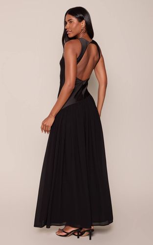 Black Robe Longue Asymétrique En Satin Et Mousseline À Dos Nageur | Taille 42 - PrettyLittleThing - Modalova