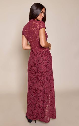 Wine Haut Long Cami En Dentelle À Manches Courtes Et Fente | Taille 32 - PrettyLittleThing - Modalova