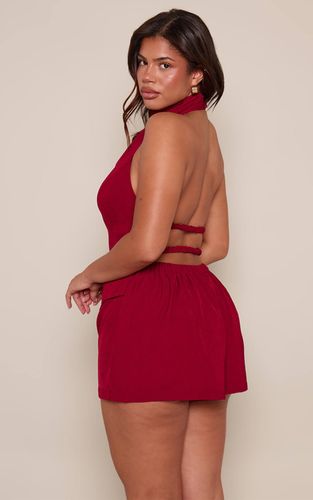 Deep Red Combi-short Moulante Col Montant Dos Nu Shape | Taille 36 - PrettyLittleThing - Modalova
