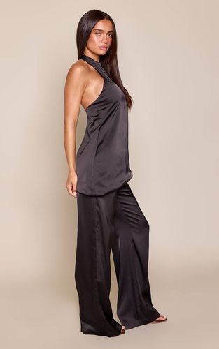 Black Ensemble Coordonné Pantalon Large Fluide En Satin | Taille 36 - PrettyLittleThing - Modalova