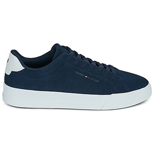 Baskets basses TH COURT CORE SUEDE - Tommy Hilfiger - Modalova