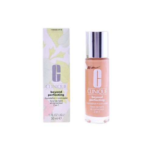 Fonds de teint & Bases Beyond Perfecting Foundation + Concealer 02-alabaster - Clinique - Modalova