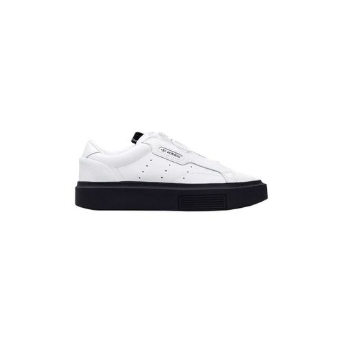 Baskets basses adidas Femme SLEEK - adidas - Modalova