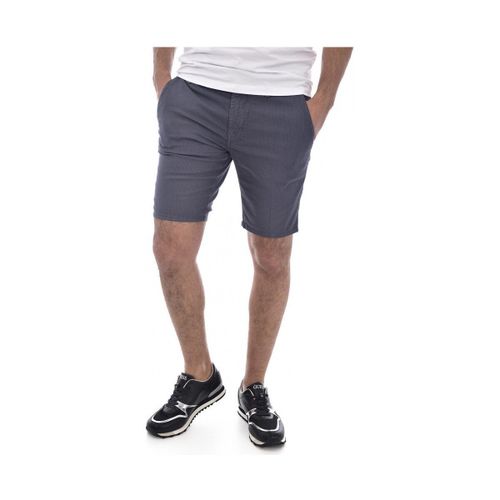 Short Bermuda Chino M92D05 Gris (rft) - Guess - Modalova
