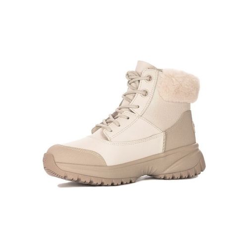 Bottines UGG Yose Fluff V2 - UGG - Modalova