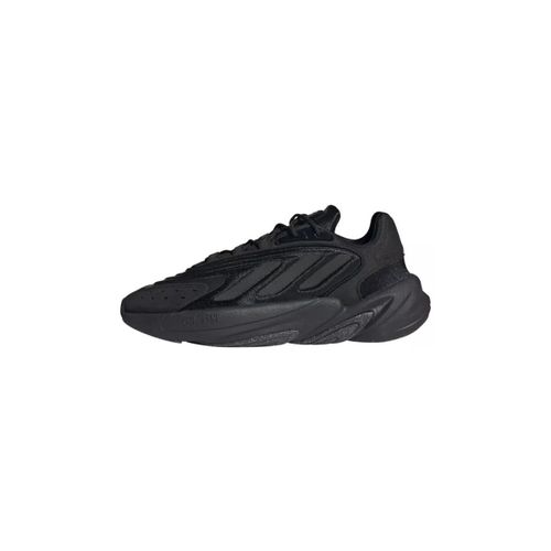 Baskets basses adidas Homme OZELIA - adidas - Modalova