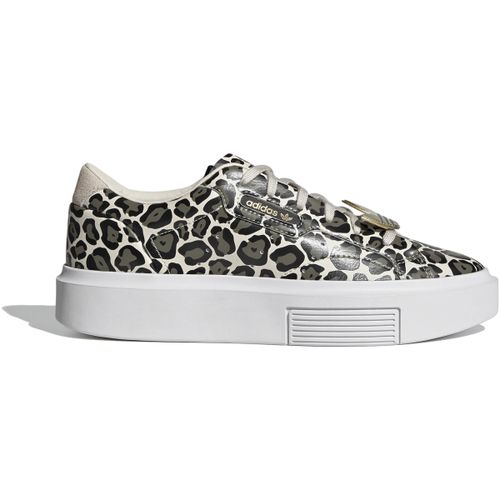 Baskets adidas FY5075 - adidas - Modalova
