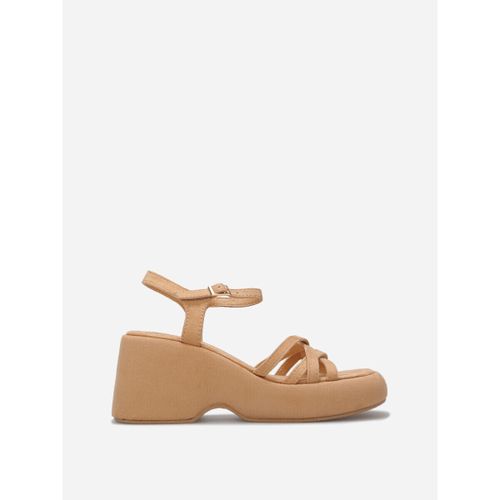 Sandales compensées Sandales, nu-pieds - Camel - La Modeuse - Modalova