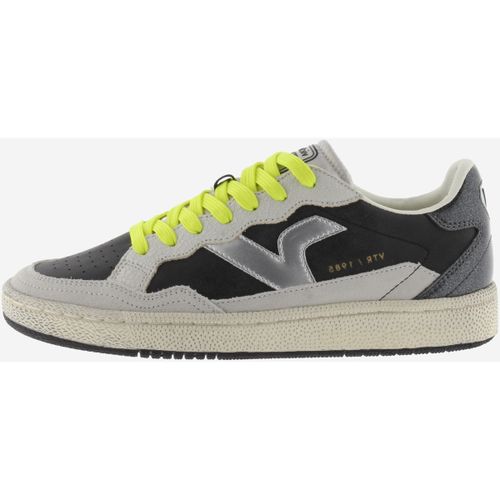 Baskets basses 1985 BASKET SMASH CUIR MÉTAL GLITTER 8806103 - Victoria - Modalova