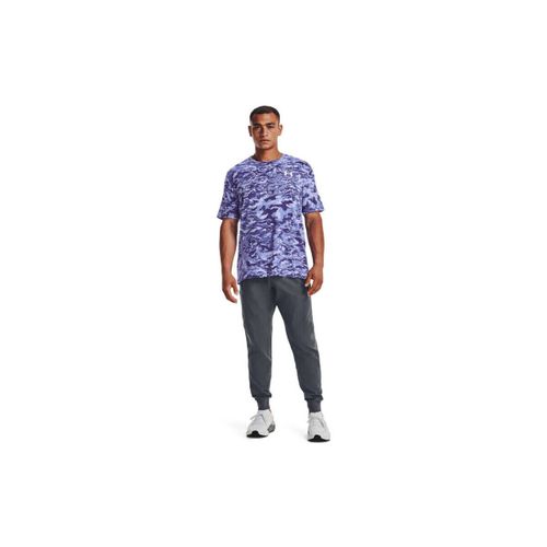T-shirt T-SHIRT À MANCHES COURTES ABC VIOLET CAMO - Under Armour - Modalova