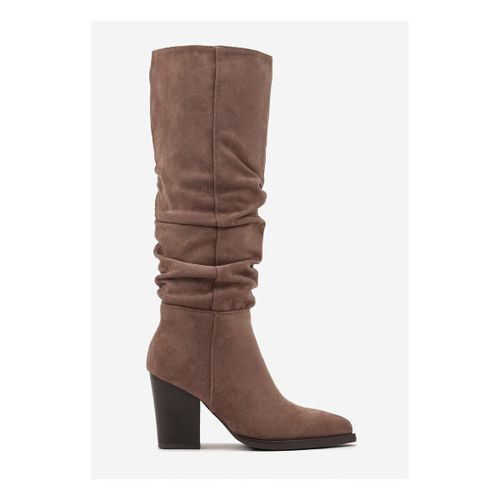 Bottes Bottes bout pointu effet plissé à talon bloc, Taupe - Vera Collection - Modalova