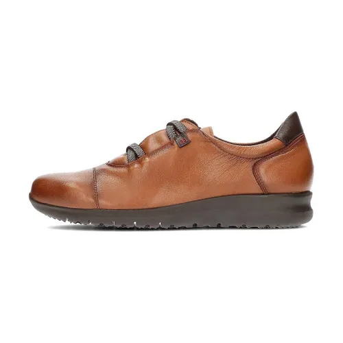 Baskets basses 21385 marron - Pepe Menargues - Modalova
