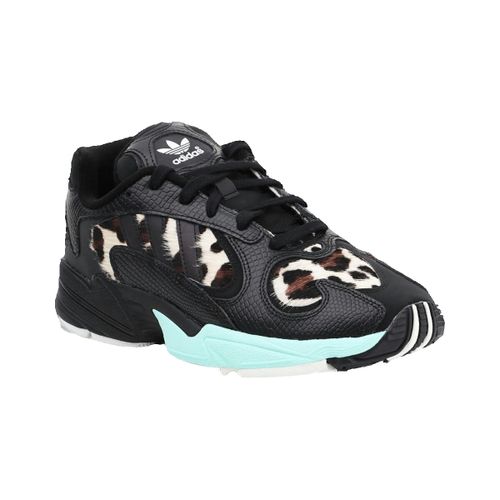 Baskets adidas Yung1 - adidas - Modalova