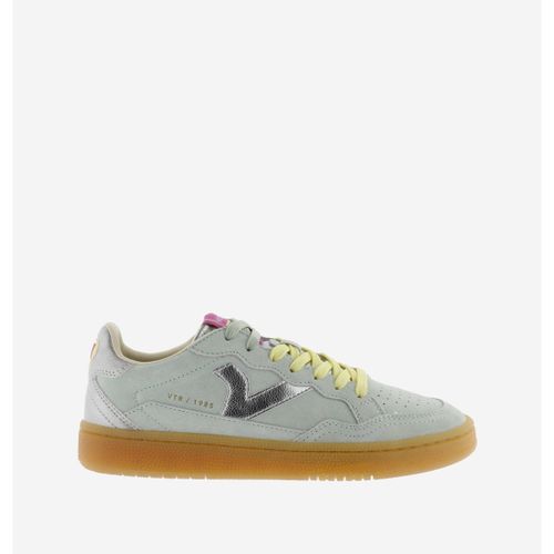 Baskets basses 1985 BASKET SMASH DAIM CARAMEL 8806107 - Victoria - Modalova