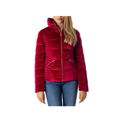 Doudounes Doudoune Teoma Courte Effet Velours Rouge - Guess - Modalova