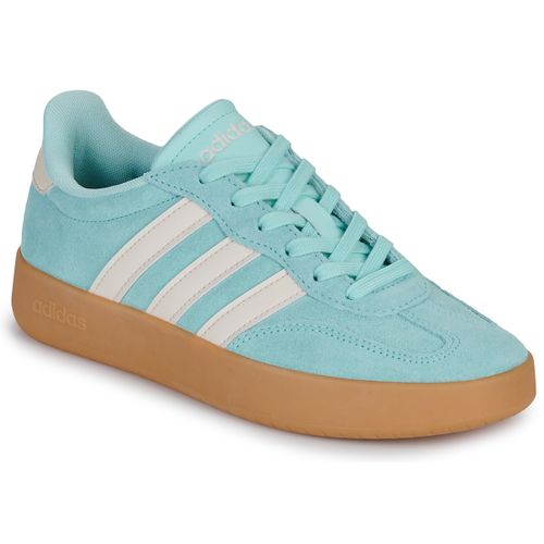 Baskets basses adidas BARREDA - adidas - Modalova
