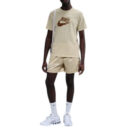 T-shirt Nike HJ0559 - Nike - Modalova