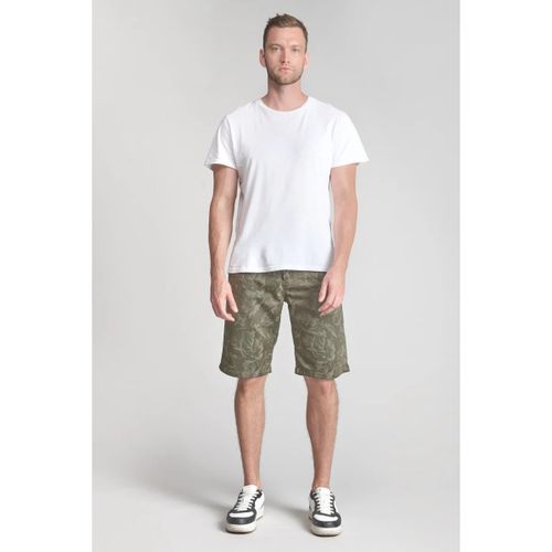 Short Bermuda chino jogg swoop kaki à motif - Le Temps des Cerises - Modalova