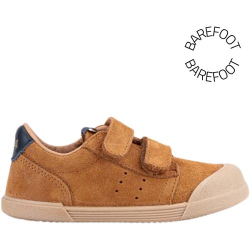Chaussures 1er pas Baskets Tennis Suede Barefoot Mostaza - IGOR - Modalova