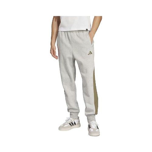 Jogging Pantalon Seasonal Essentials gris - adidas - Modalova