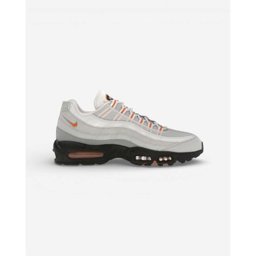 Baskets basses Air Max 95 Wolf Grey Safety Orange Pure Platinum - Nike - Modalova